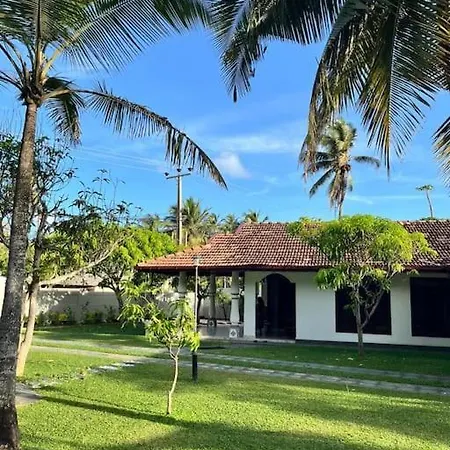Dona'S Villa In Pamunugama Negombo Exterior photo